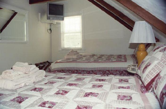 Moffett House Inn Provincetown Room photo