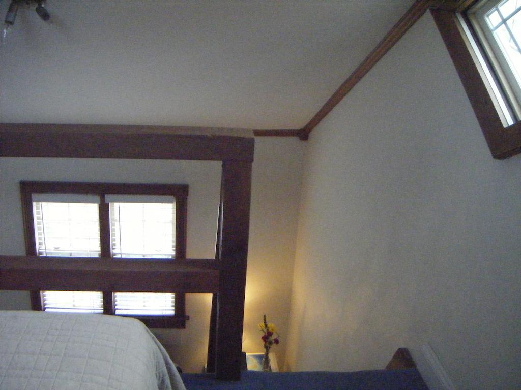 Moffett House Inn Provincetown Room photo